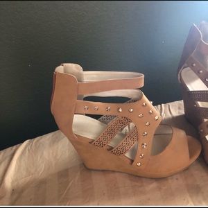 Tan wedges